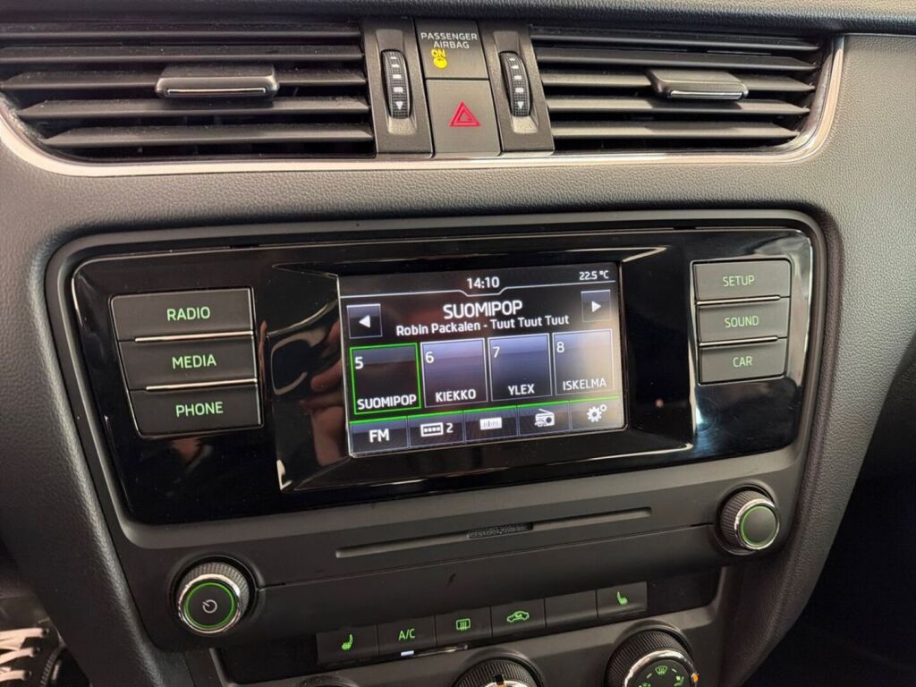 Skoda Octavia 2016 Harmaa