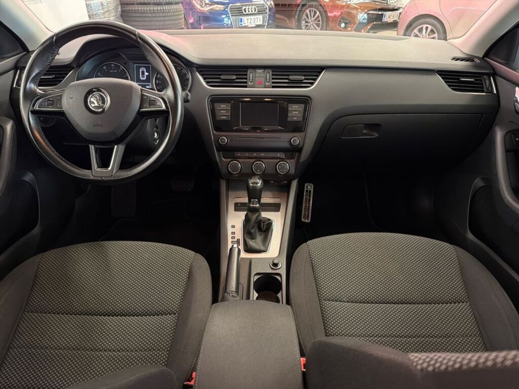Skoda Octavia 2016 Harmaa