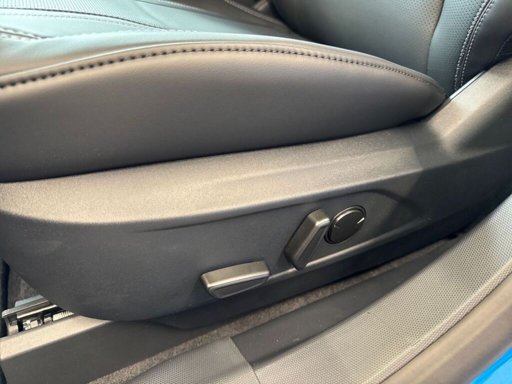 Ford Mustang Mach-E 2026 Velocity Blue