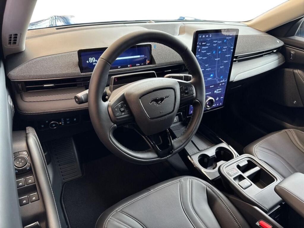 Ford Mustang Mach-E 2026 Velocity Blue