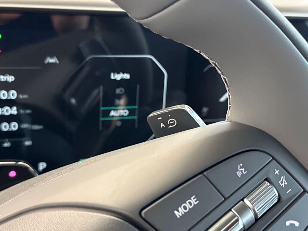 Kia EV3 2027 Harmaa