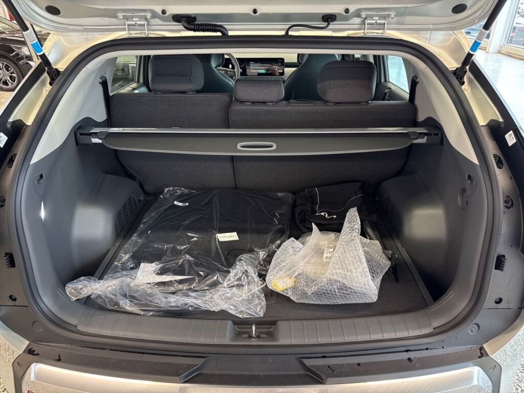 Kia EV3 2027 Harmaa