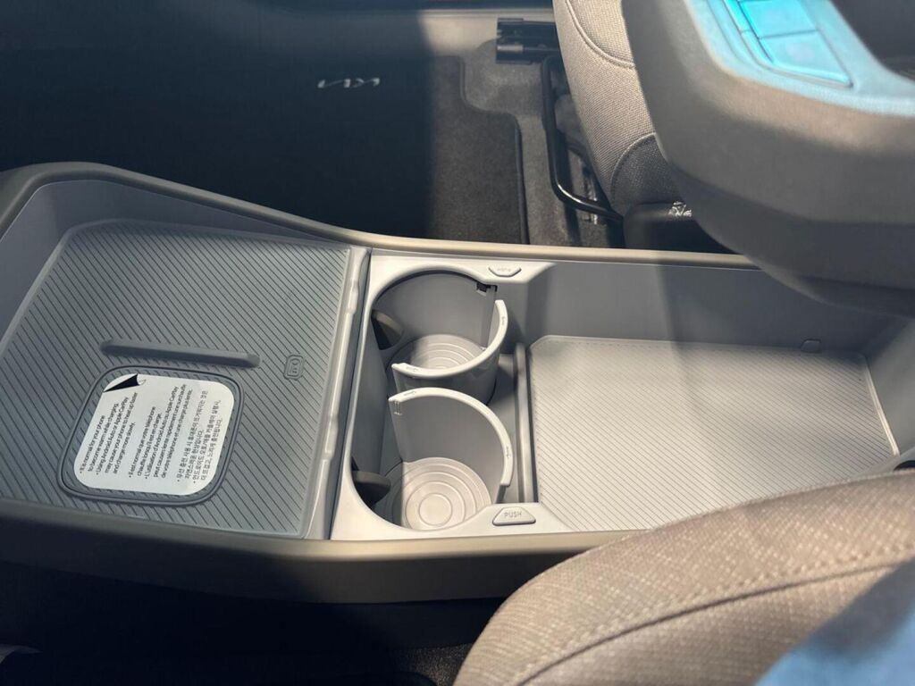 Kia EV3 2027 Harmaa