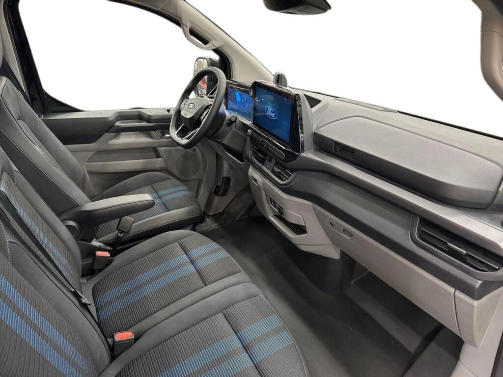 Ford Transit Custom 2026 Musta