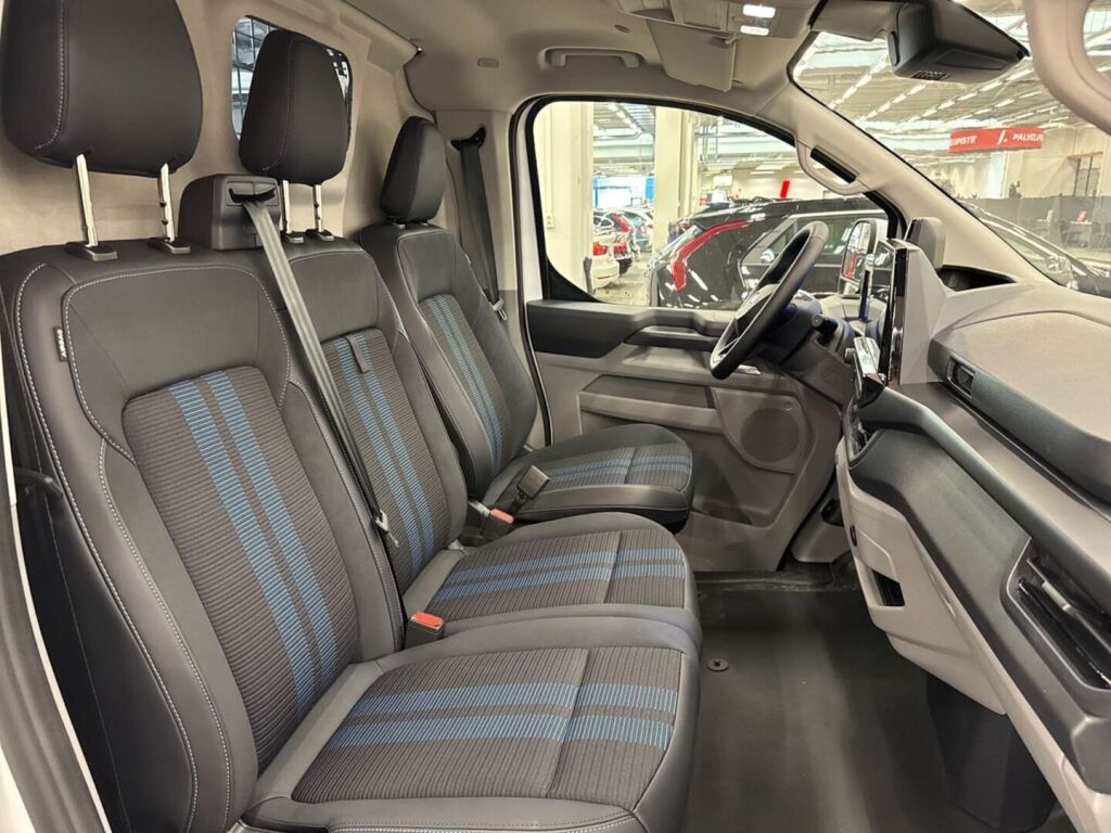 Ford Transit Custom 2026 Valkoinen