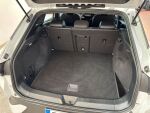 Volkswagen ID.4 2022 Metallivalkoinen / Musta katto