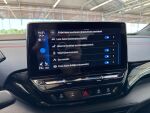 Volkswagen ID.4 2022 Metallivalkoinen / Musta katto