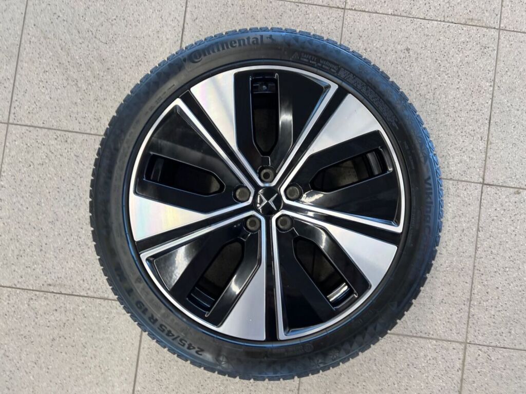 Polestar 2 2023 