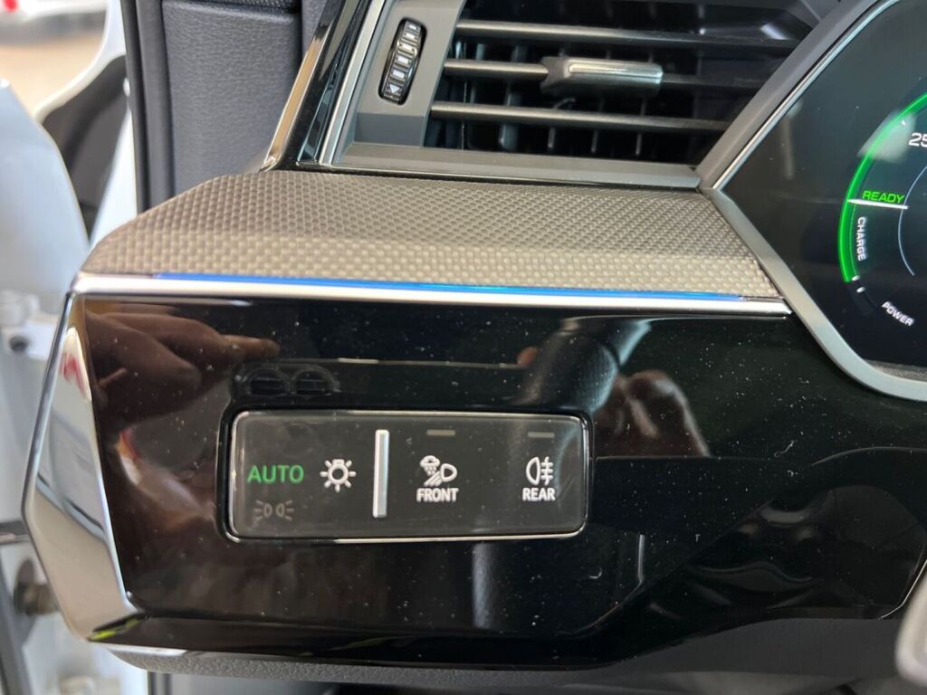 Audi e-tron 2023 