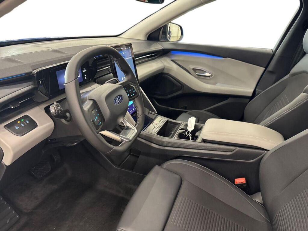 Ford Explorer 2026 Sininen