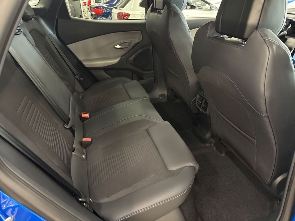 Ford Explorer 2026 Sininen