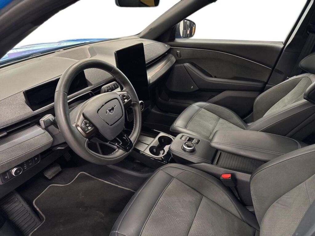 Ford Mustang Mach-E 2022 