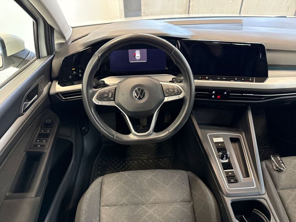 Volkswagen Golf 2021 