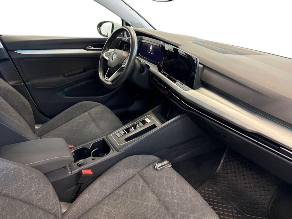 Volkswagen Golf 2021 