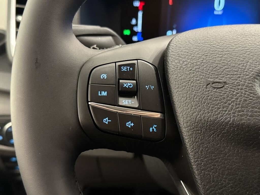 Ford Transit 2026 Valkoinen