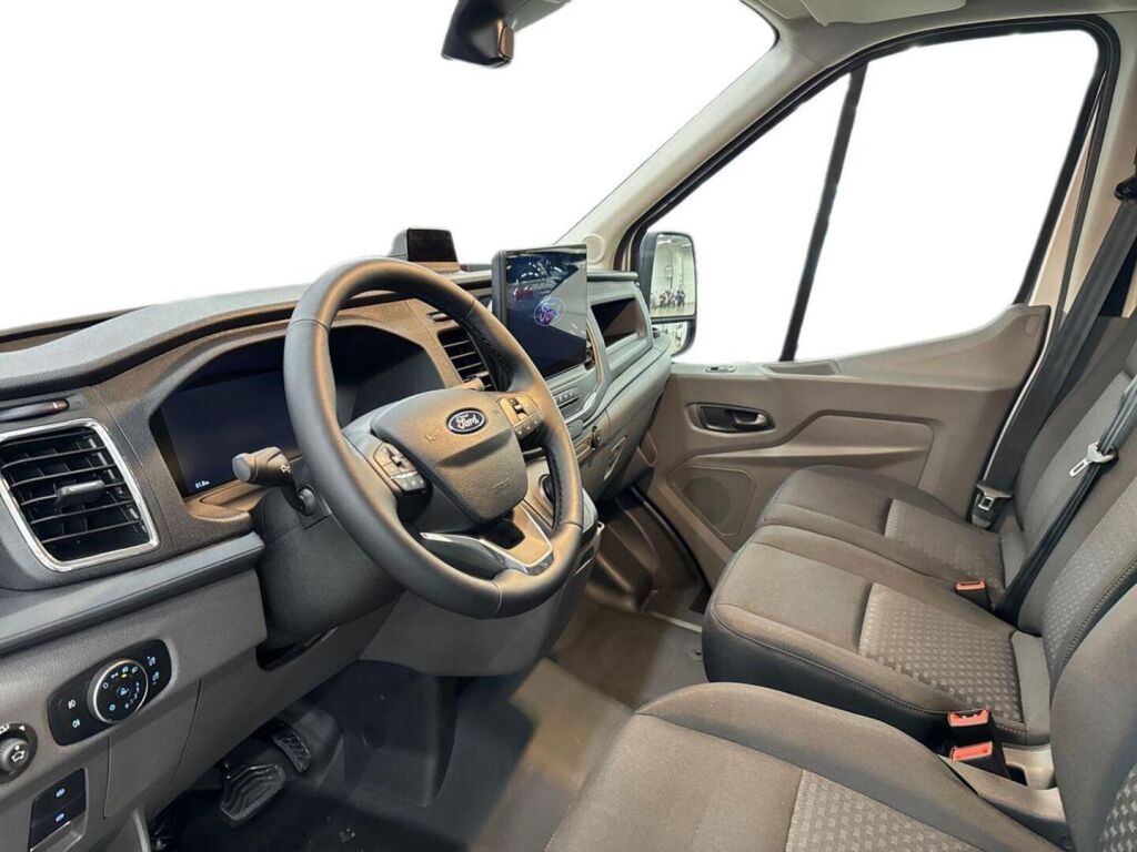 Ford Transit 2026 Harmaa
