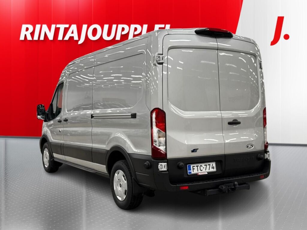 Ford Transit 2026 Harmaa