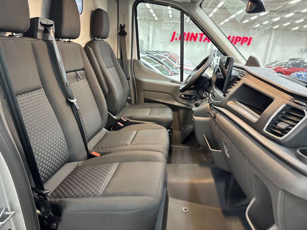 Ford Transit 2026 Harmaa
