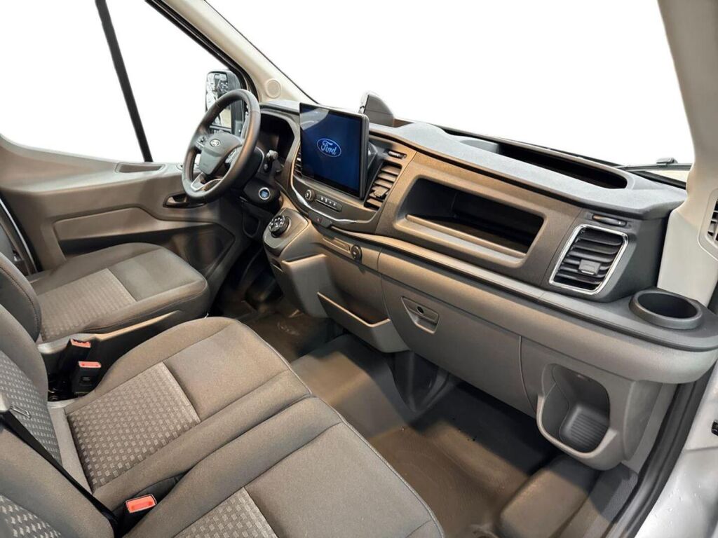 Ford Transit 2026 Harmaa