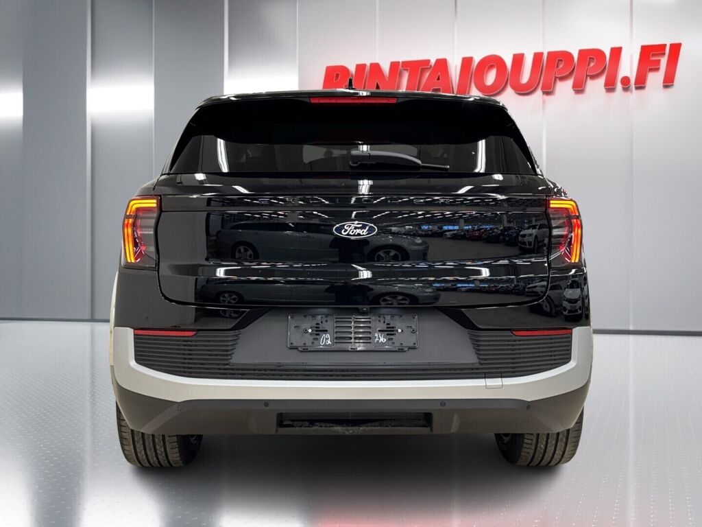 Ford Explorer 2026 Musta