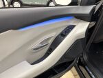 Ford Explorer 2026 Musta