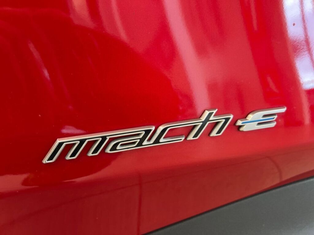 Ford Mustang Mach-E 2021 