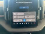 Volvo EX30 2024 Met. harmaa / musta katto