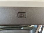 Volvo EX30 2024 Met. harmaa / musta katto
