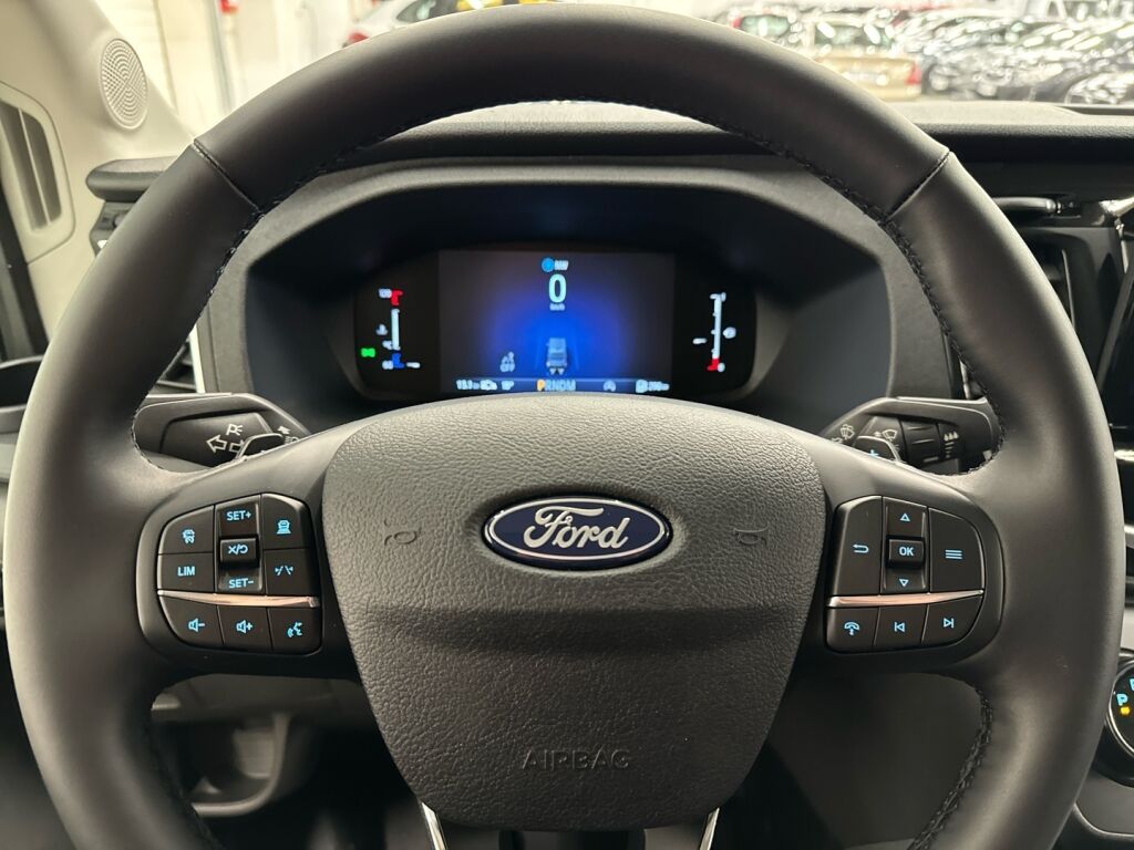 Ford Transit 2026 Harmaa
