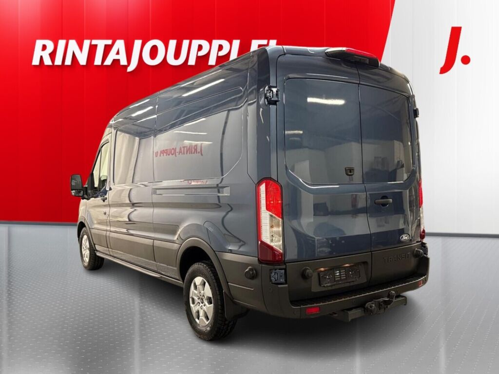 Ford Transit 2026 Sininen