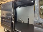 Ford Transit 2026 Sininen
