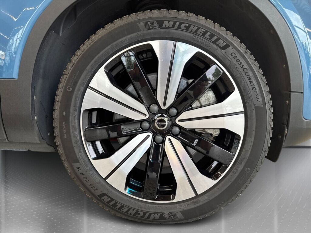 Volvo C40 2023 Sininen