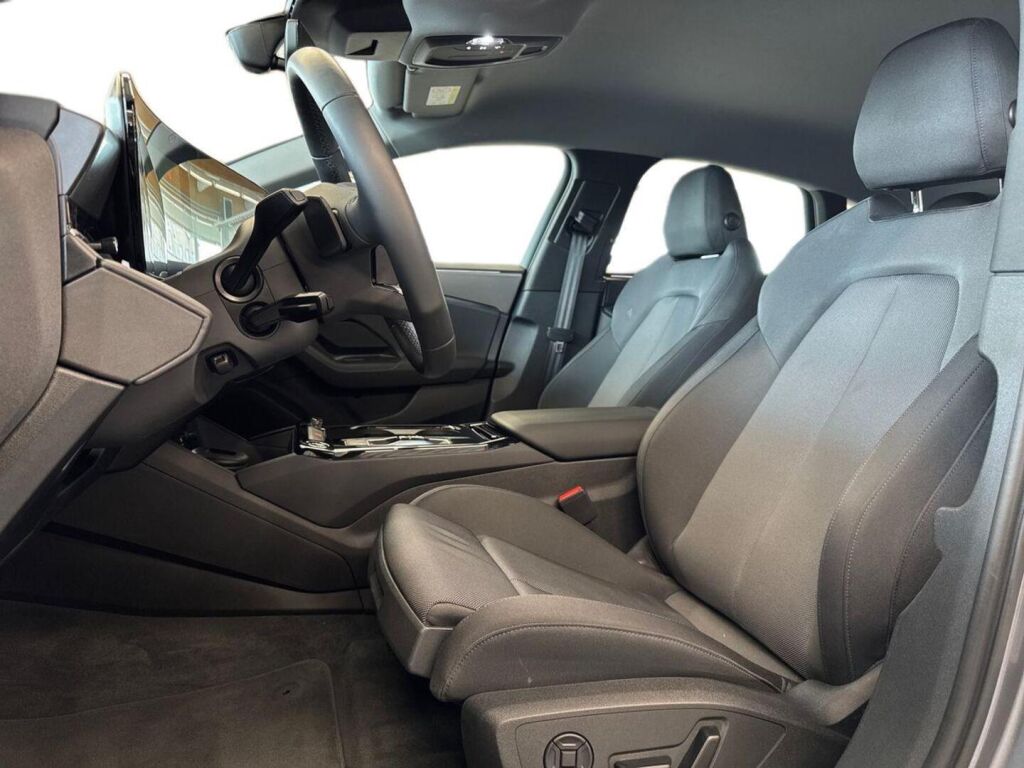 Audi A6 e-tron 2025 Harmaa
