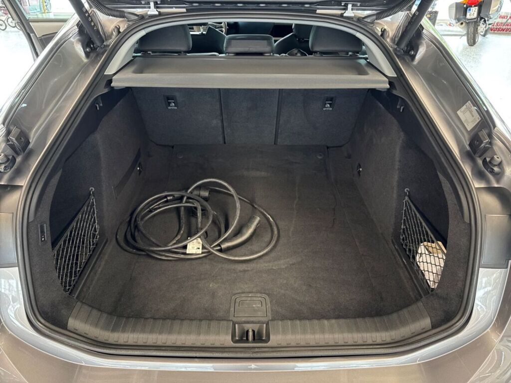 Audi A6 e-tron 2025 Harmaa
