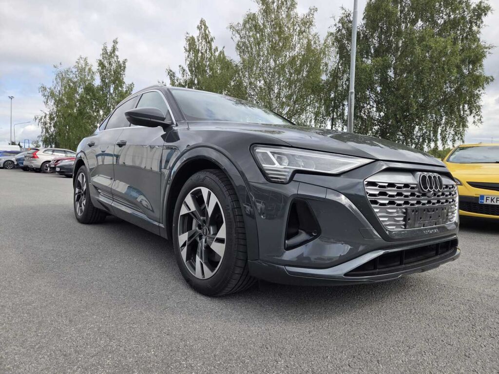 Audi Q8 e-tron 2024 Harmaa