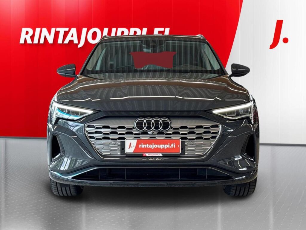 Audi Q8 e-tron 2023 Harmaa