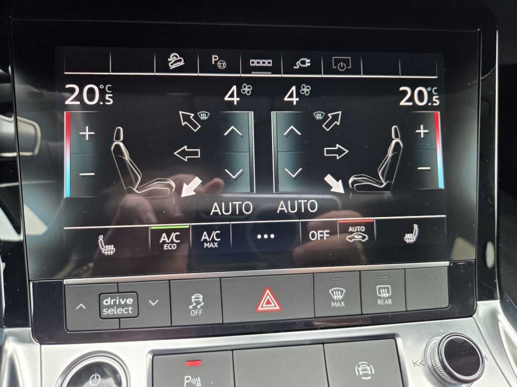 Audi Q8 e-tron 2024 Harmaa
