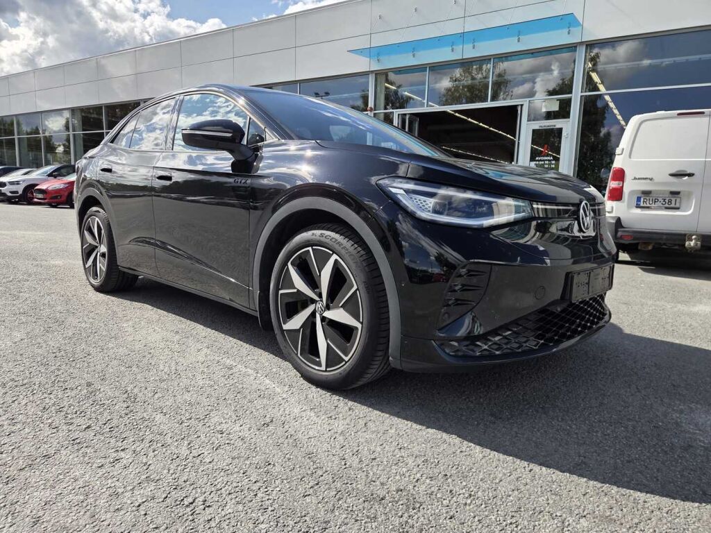 Volkswagen ID.5 2023 Musta
