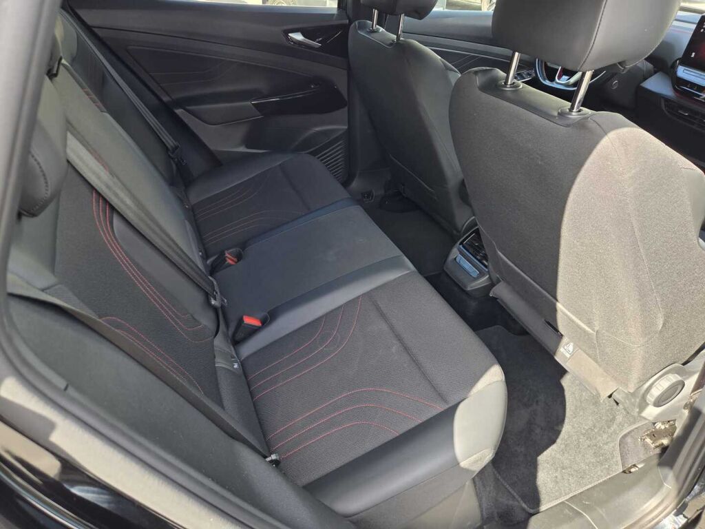 Volkswagen ID.5 2023 Musta