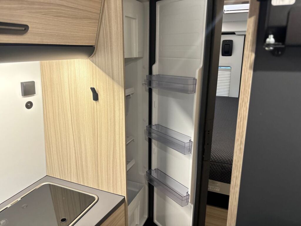 Sun living V 65 GX 2026 Musta