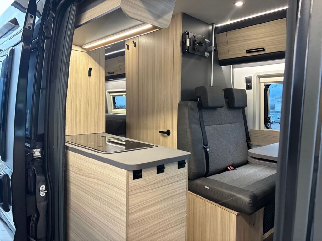 Sun living V 65 GX 2026 Musta