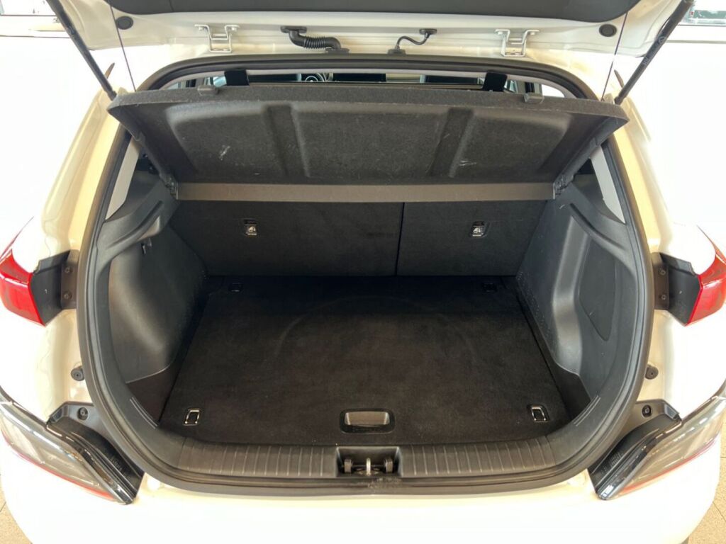 Hyundai KONA 2023 