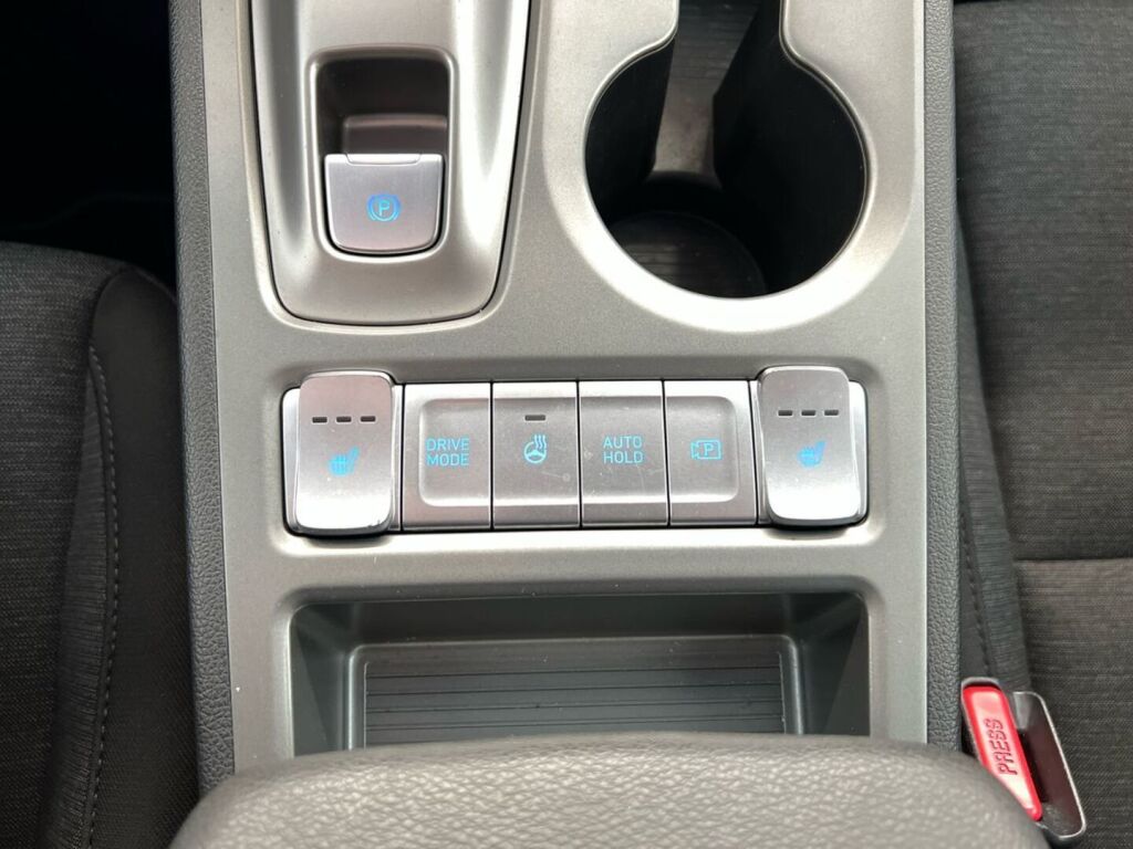 Hyundai KONA 2023 