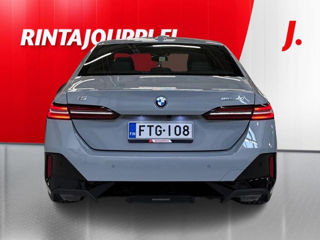 BMW i5 2024 