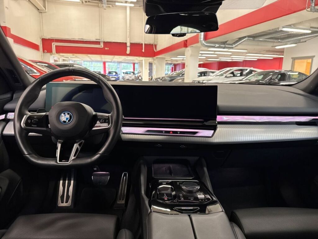 BMW i5 2024 