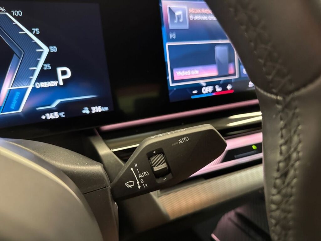 BMW i5 2024 