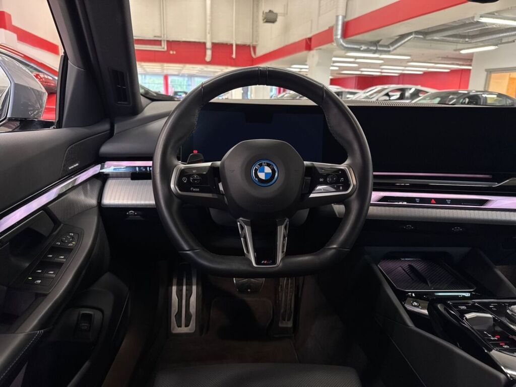 BMW i5 2024 