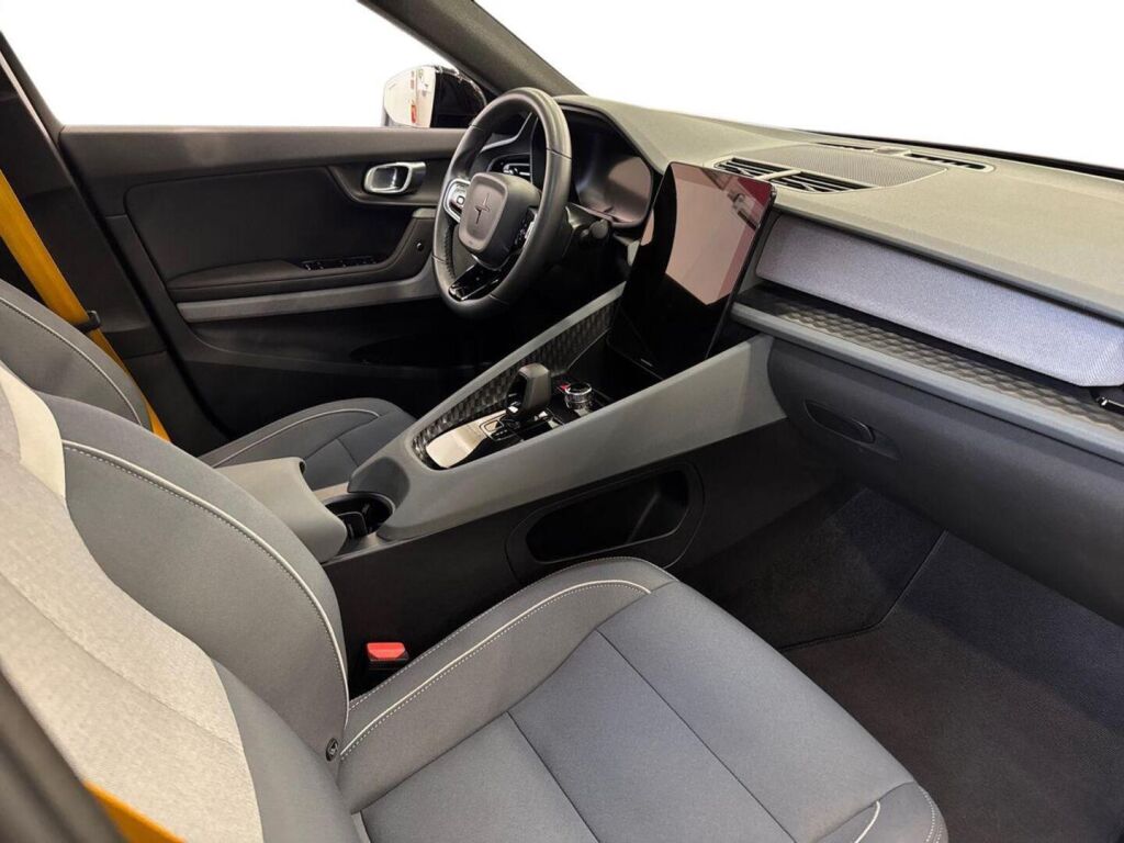 Polestar 2 2023 