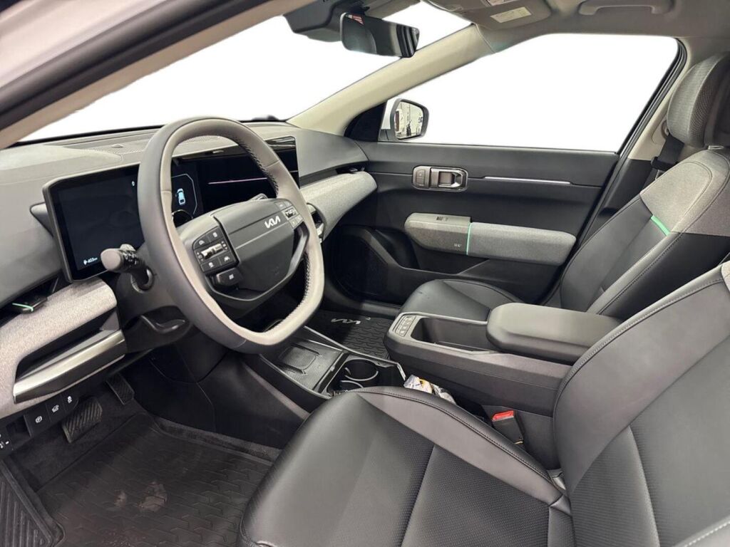 Kia EV4 2026 Valkoinen
