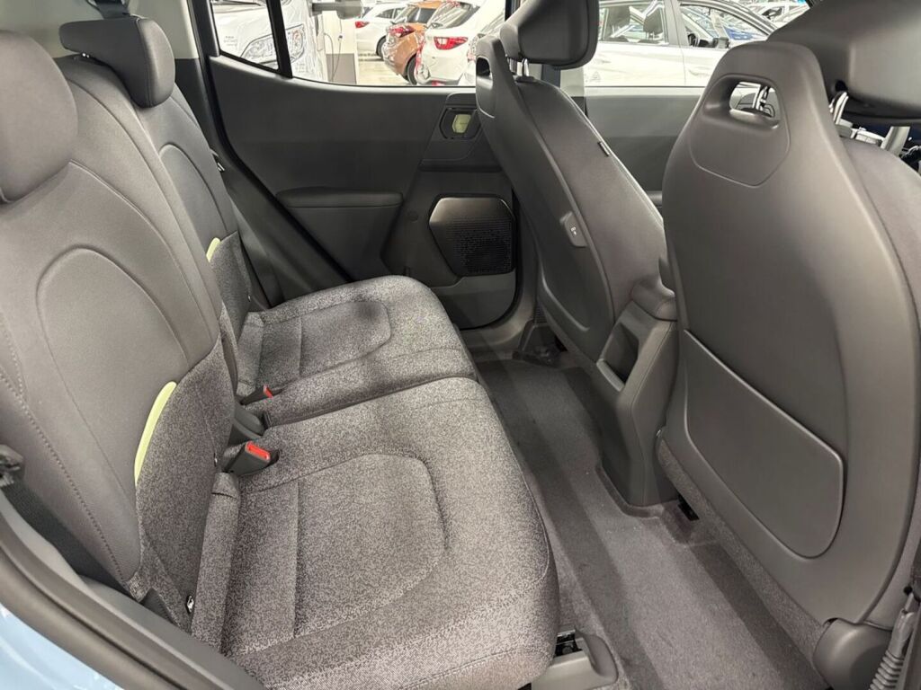 Kia EV2 2027 Sininen
